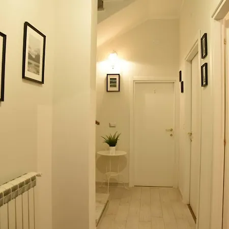 Le Garden بيت ضيافة نيتّونو